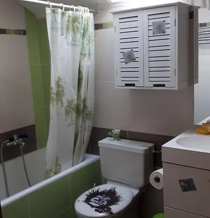 3 Dans Un Apartamento