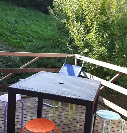 3 Dans Un Apartamento *