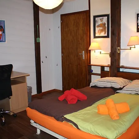 3 Dans Un Apartamento